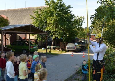 Představujeme obor stromolezení školákům ze školy NA horu Jilemnice (8)